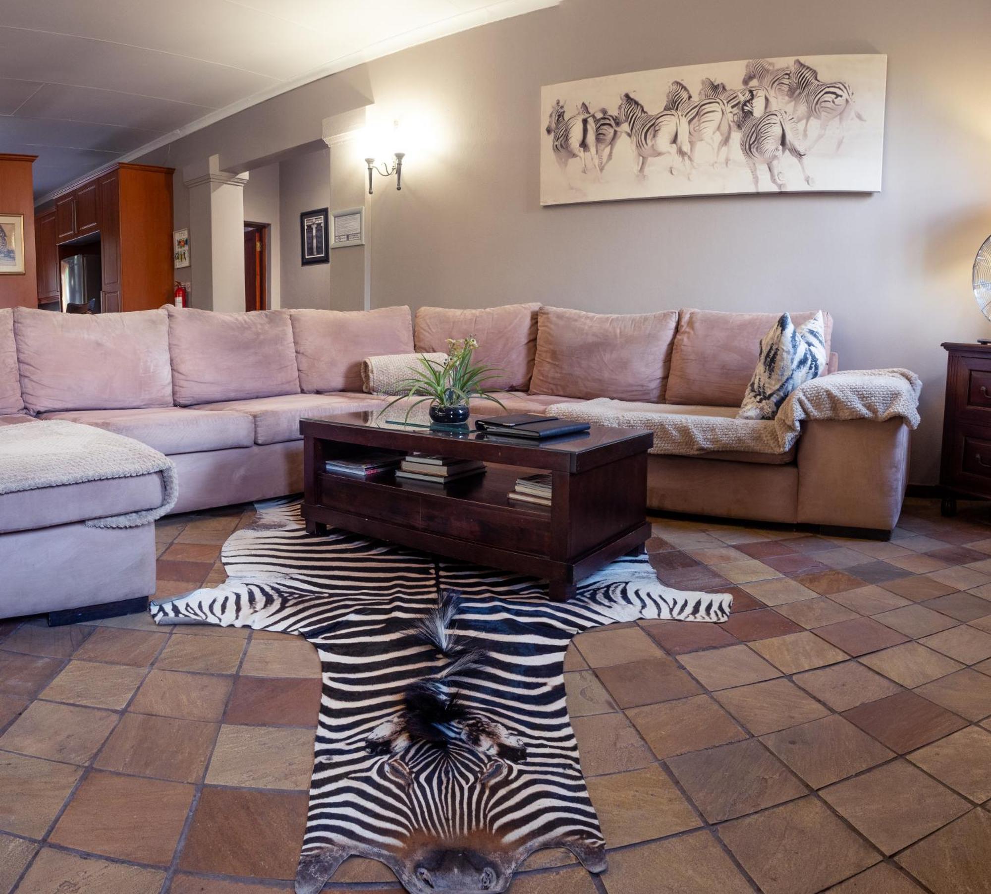 Tuareg Guest House Midrand Exterior photo